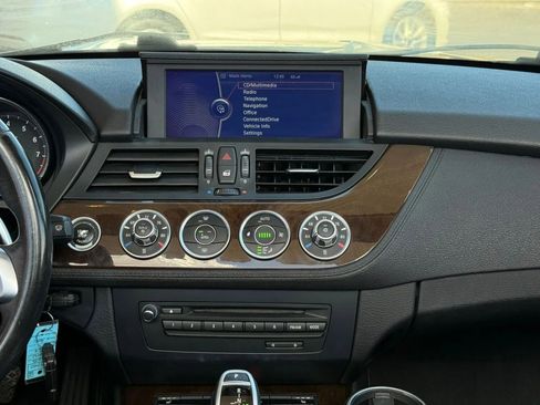 Used 2012 BMW Z4 sDrive35i image 51