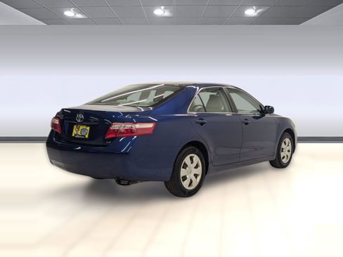 Used 2009 Toyota Camry LE image 7