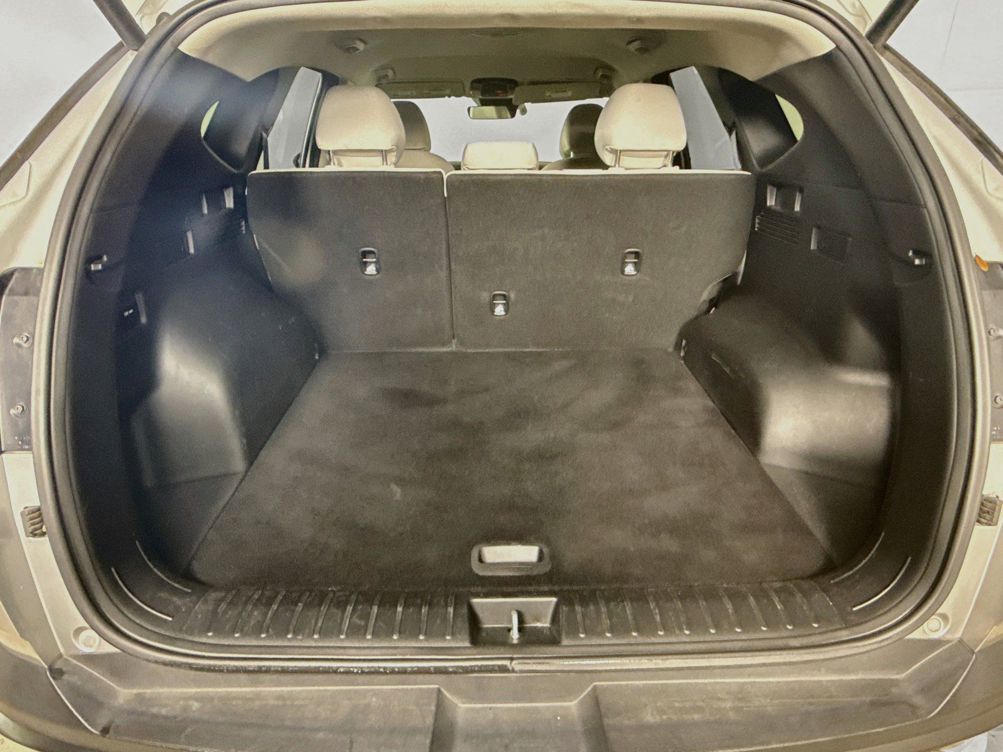 Used 2025 Hyundai Tucson SEL FWD image 32