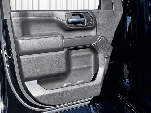 Used 2021 GMC Sierra 2500 AT4 w/ AT4 Premium Plus Package image 17