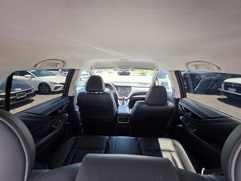 Used 2023 Subaru Outback Limited AWD/4WD image 12
