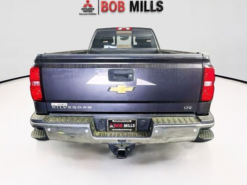 Used 2015 Chevrolet Silverado 2500 LTZ AWD/4WD image 6