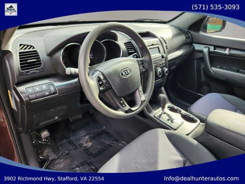 Used 2012 Kia Sorento FWD image 22
