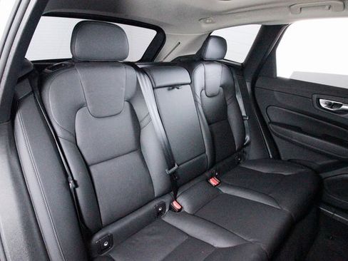 Used 2024 Volvo XC60 T8 Plus w/ Climate Package image 22