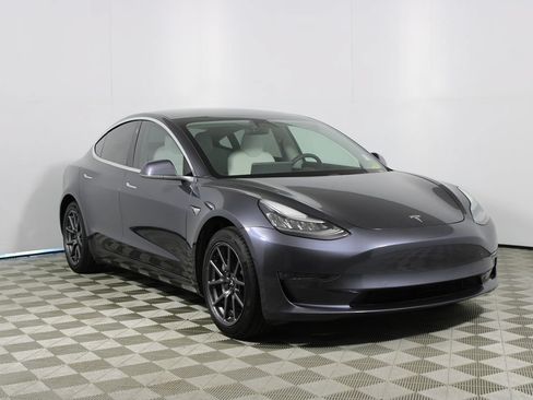 Used 2019 Tesla Model 3 Standard Range Plus RWD image 25