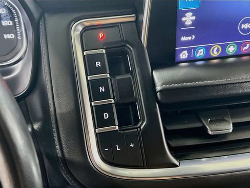 Used 2021 GMC Yukon SLE RWD image 16