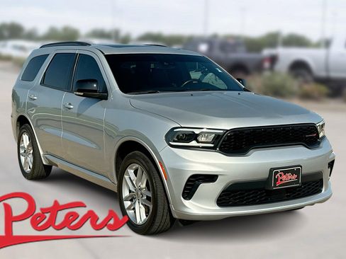 Used 2024 Dodge Durango GT image 1