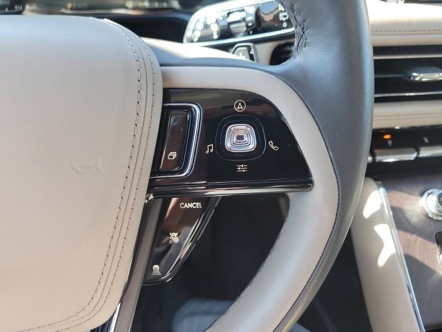 Certified 2023 Lincoln Aviator Reserve w/ Elements Package Plus AWD/4WD image 33