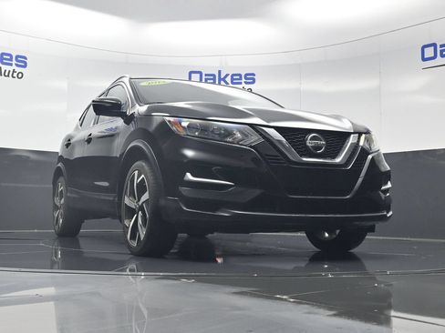 Used 2022 Nissan Rogue Sport SL AWD/4WD image 37