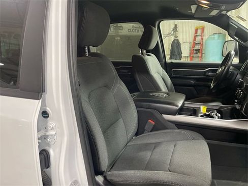 Used 2019 RAM 1500 Big Horn image 23