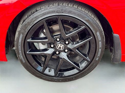 Used 2025 Honda Civic Sport image 28