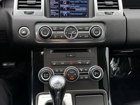 Used 2013 Land Rover Range Rover Sport HSE w/ HSE Silver Pkg AWD/4WD image 30