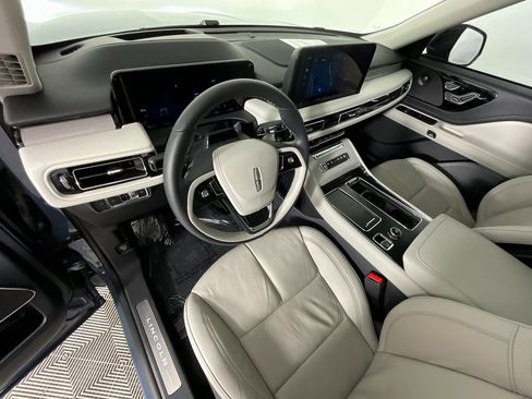 Used 2025 Lincoln Aviator Reserve image 15