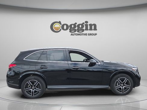 Used 2026 Mercedes-Benz GLC 300 image 6