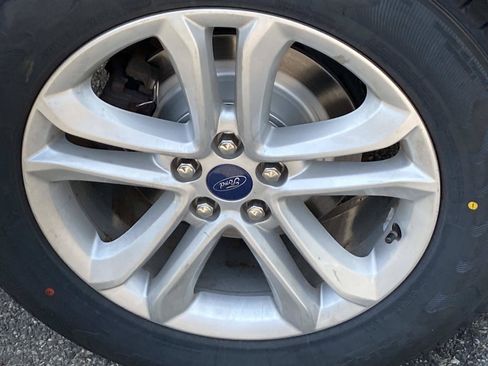 Used 2020 Ford Edge SEL w/ Cargo Accessory Package FWD image 26