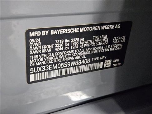 New 2025 BMW X7 M60i image 17