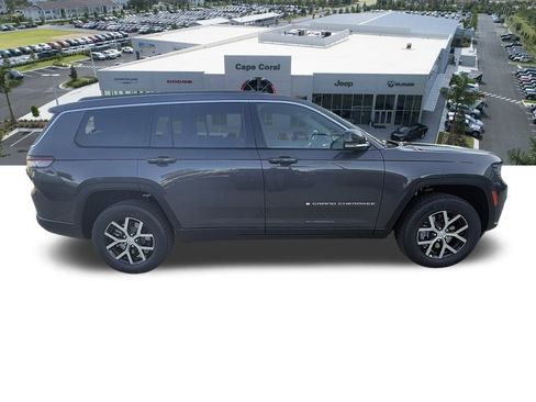 New 2025 Jeep Grand Cherokee L Limited image 4