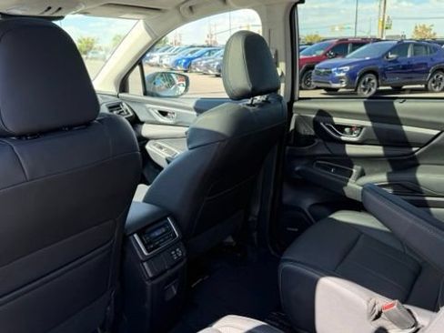 Used 2026 Subaru Ascent Limited AWD/4WD image 18