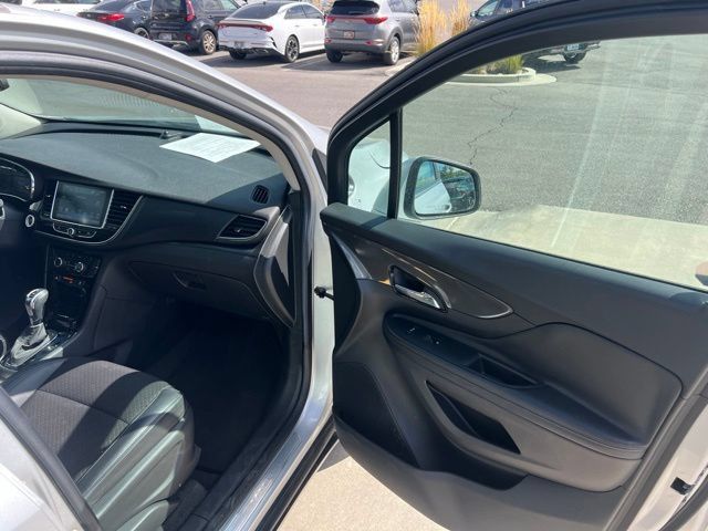 Used 2017 Buick Encore Preferred FWD image 27