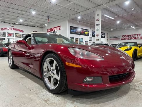Used 2006 Chevrolet Corvette Convertible w/ Preferred Equipment Group RWD image 5
