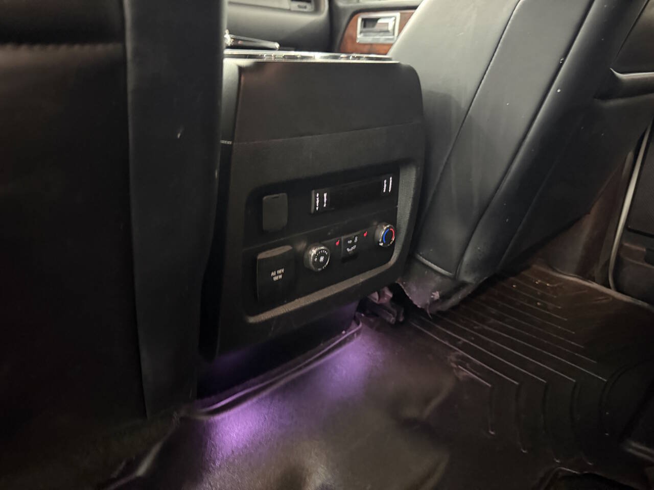 Used 2017 Lincoln Navigator L Select AWD/4WD image 25