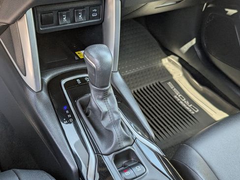 Used 2023 Toyota Corolla Cross XLE w/ Convenience Package FWD image 16