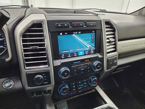 Used 2017 Ford F350 Lariat w/ Lariat Ultimate Package image 11