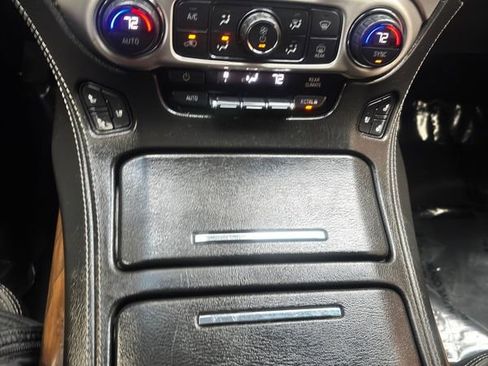 Used 2020 GMC Yukon XL Denali w/ Denali Ultimate Package image 27