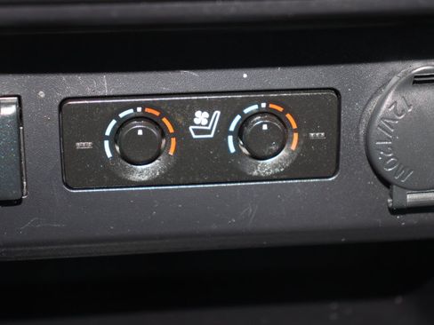 Certified 2022 Toyota 4Runner Limited AWD/4WD image 33