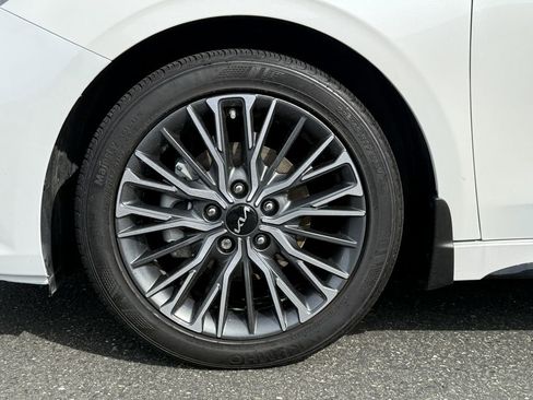 Used 2024 Kia Forte GT-Line w/ GT-Line Premium Package FWD image 23