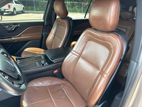 Used 2020 Lincoln Aviator Reserve RWD image 10