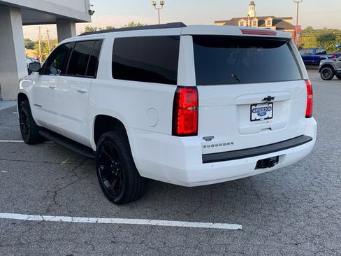Used 2017 Chevrolet Suburban LS AWD/4WD image 7
