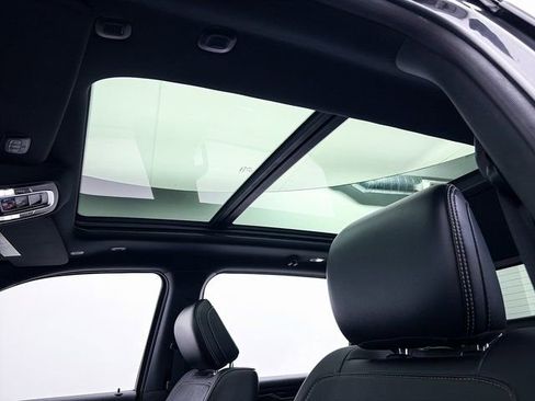 Used 2019 RAM 1500 Sport w/ Level 2 Equipment Group image 1