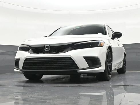 Used 2024 Honda Civic Sport image 29