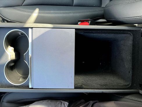 Used 2025 Tesla Model 3 Long Range image 31