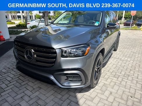 Used 2024 Mercedes-Benz GLS 450 4MATIC image 6