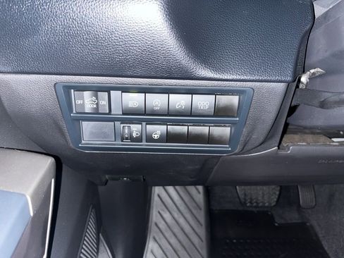 Used 2025 Toyota Tundra SR5 w/ SR5 Premium Package AWD/4WD image 61