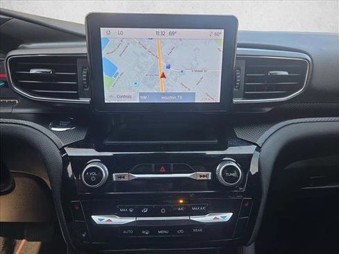 Used 2023 Ford Explorer ST-Line w/ Class IV Trailer Tow Package image 15