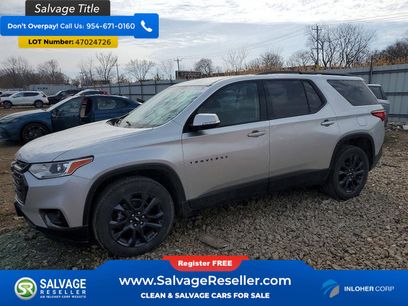 Used 2021 Chevrolet Traverse RS
