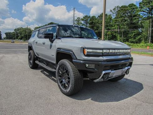 New 2026 GMC Hummer EV SUV image 1