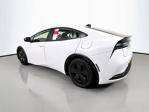 New 2026 Toyota Prius Plug-In Hybrid image 5