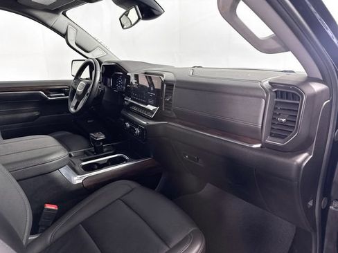 Used 2024 GMC Sierra 1500 SLT w/ SLT Premium Plus Package AWD/4WD image 27