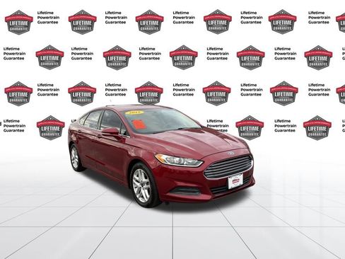 Used 2015 Ford Fusion SE image 9