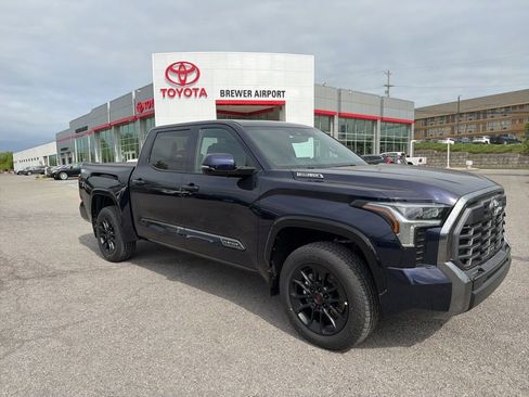 New 2026 Toyota Tundra Platinum AWD/4WD image 2