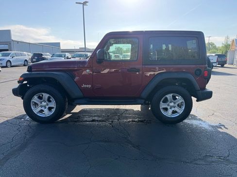 Used 2021 Jeep Wrangler Sport S image 10