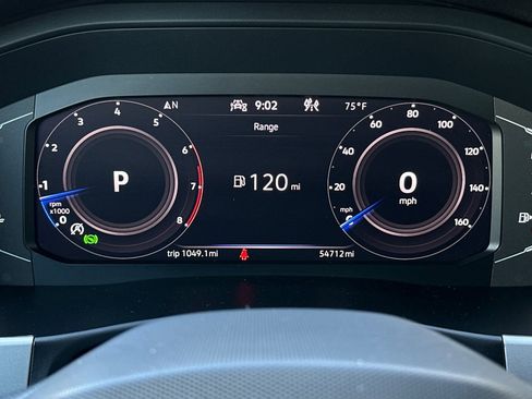 Used 2022 Volkswagen Atlas Cross Sport SE image 24