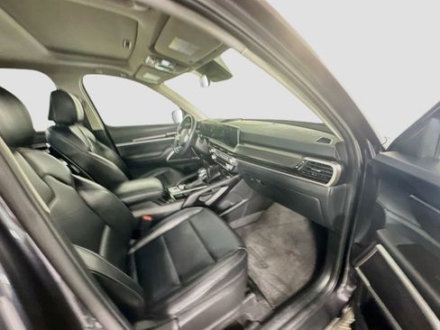 Used 2025 Kia Telluride S FWD image 34