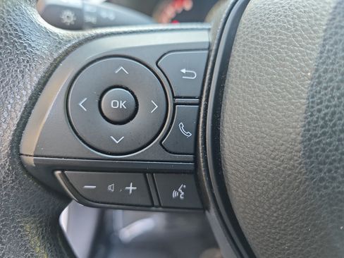 Certified 2025 Toyota RAV4 LE AWD/4WD image 16