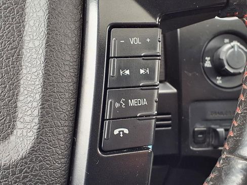 Used 2014 Ford F150 FX4 w/ Equipment Group 402A Luxury image 23