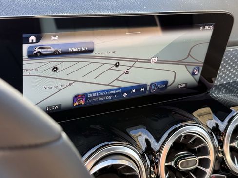 New 2026 Mercedes-Benz GLB 250 4MATIC image 19